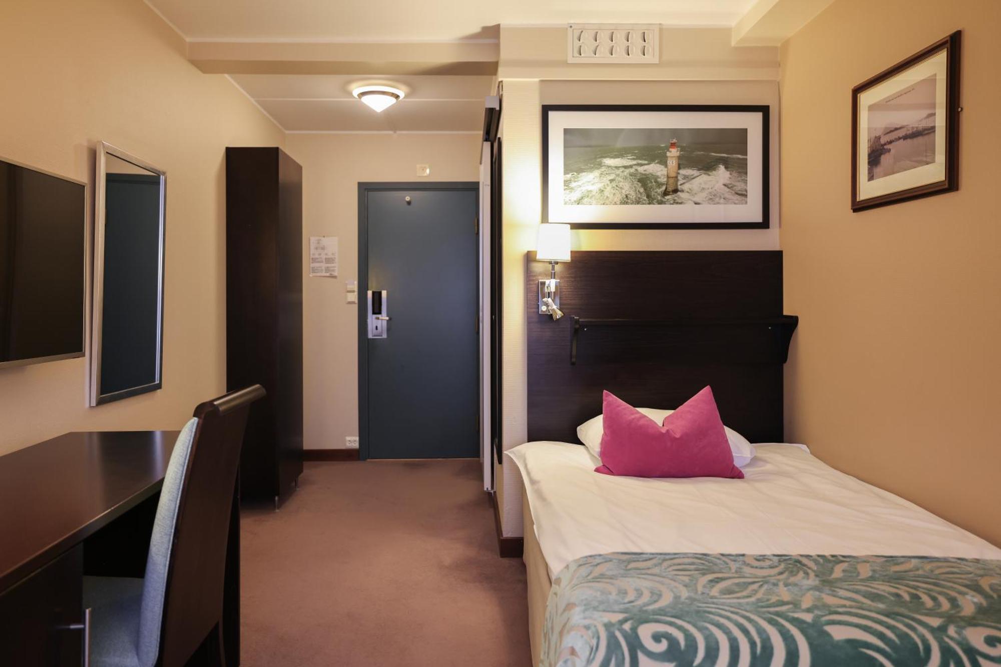 Quality Hotel Floro Exterior photo