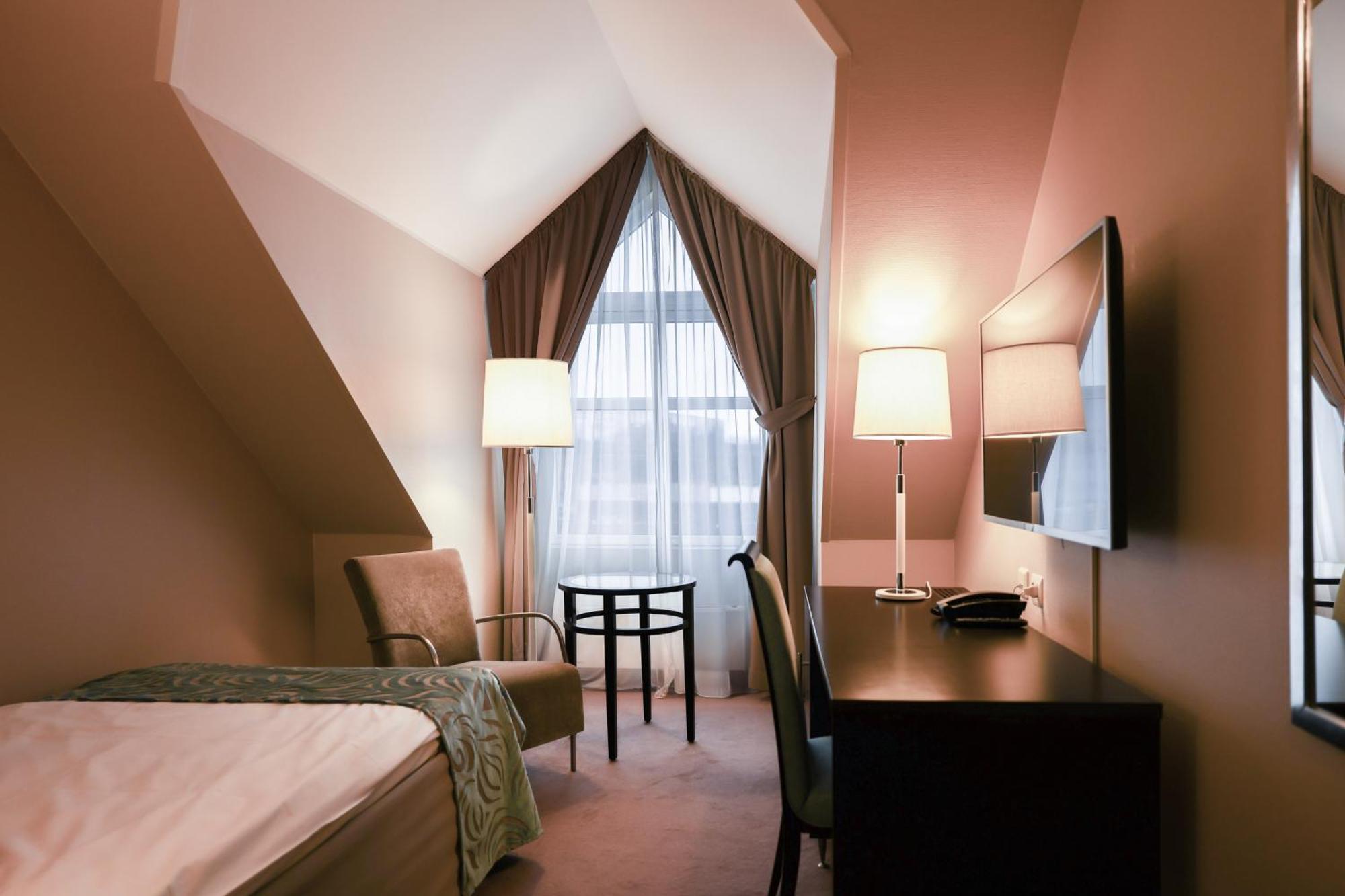 Quality Hotel Floro Exterior photo