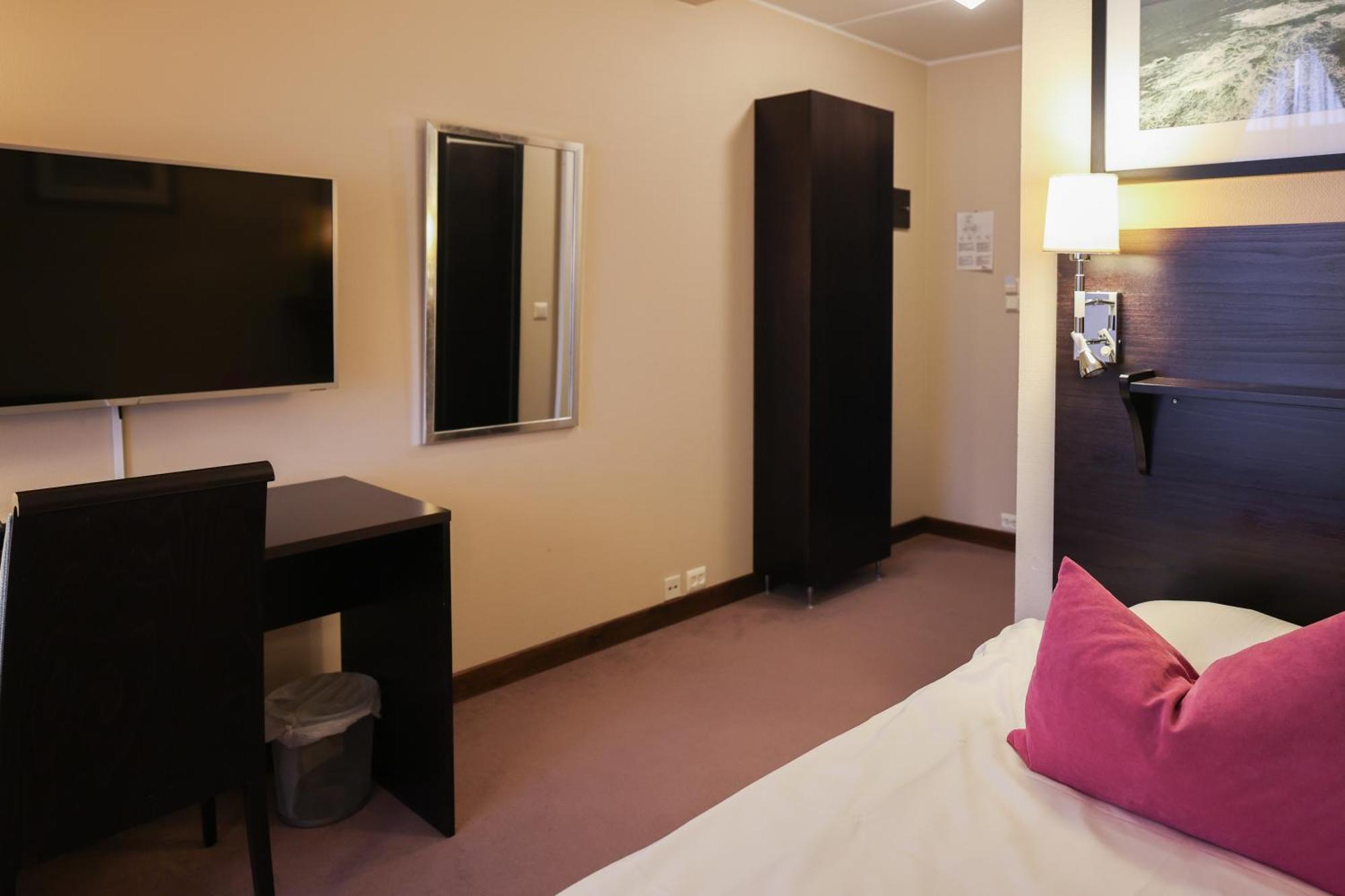 Quality Hotel Floro Exterior photo