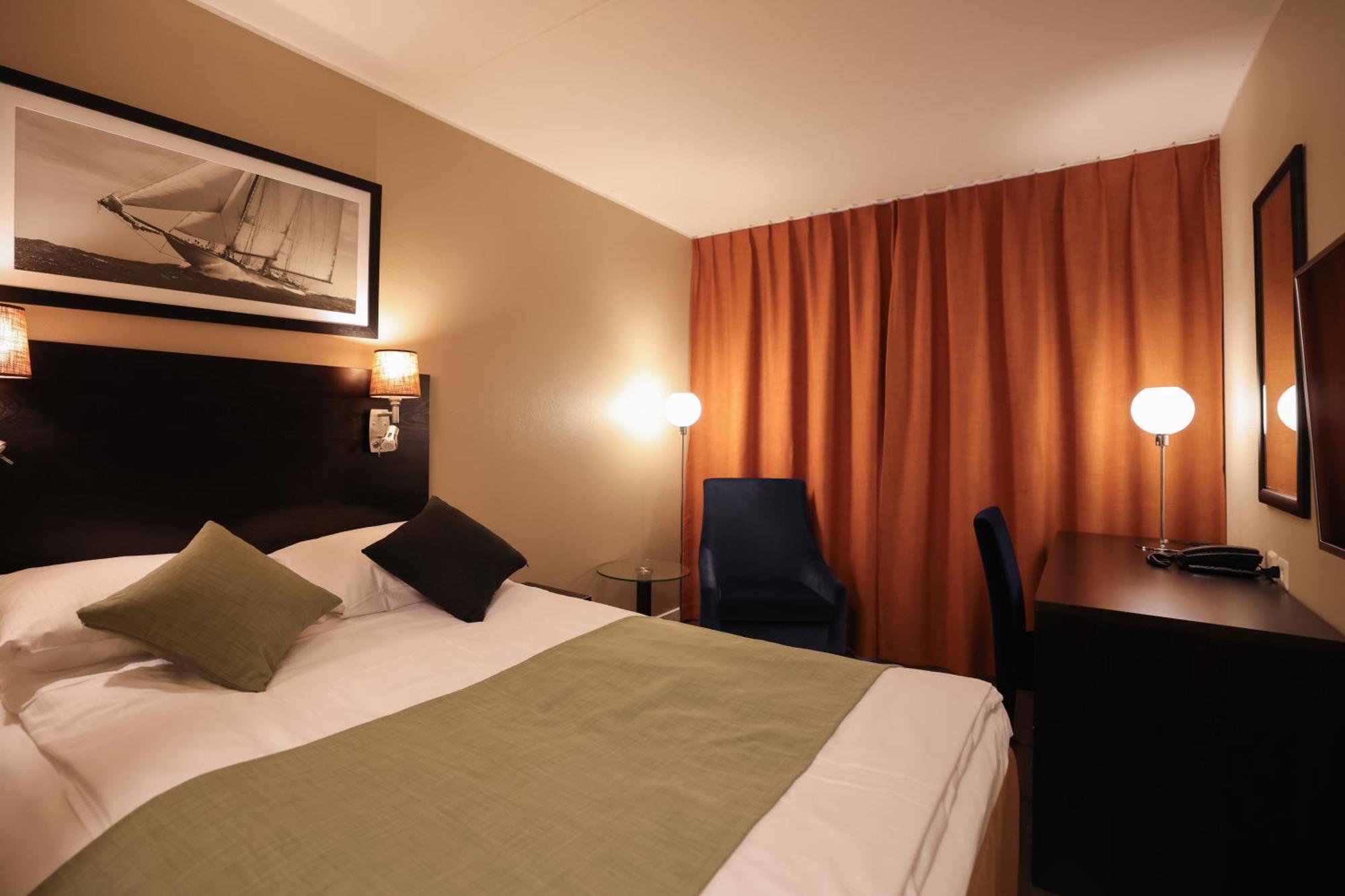 Quality Hotel Floro Exterior photo